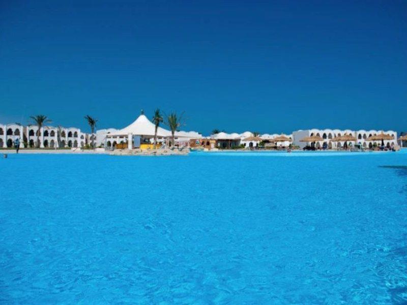 Gorgonia Beach Resort Marsa Alam Екстериор снимка